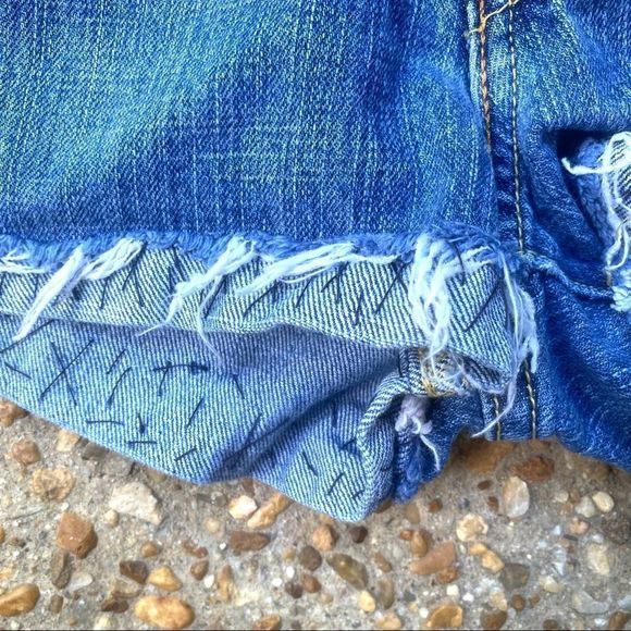 Levi’s 518 Superlow Cutoff Handmade Jean Shorts 5 - Picture 2 of 9